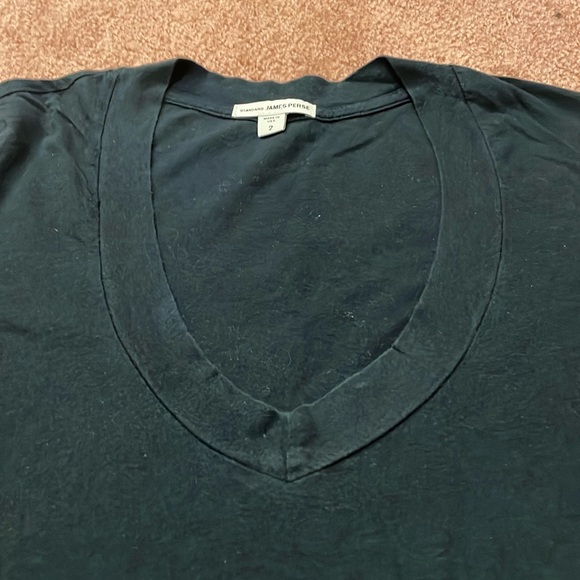 Women’s James Perse Made in USA black v-neck t-shirt - Picture 3 of 7